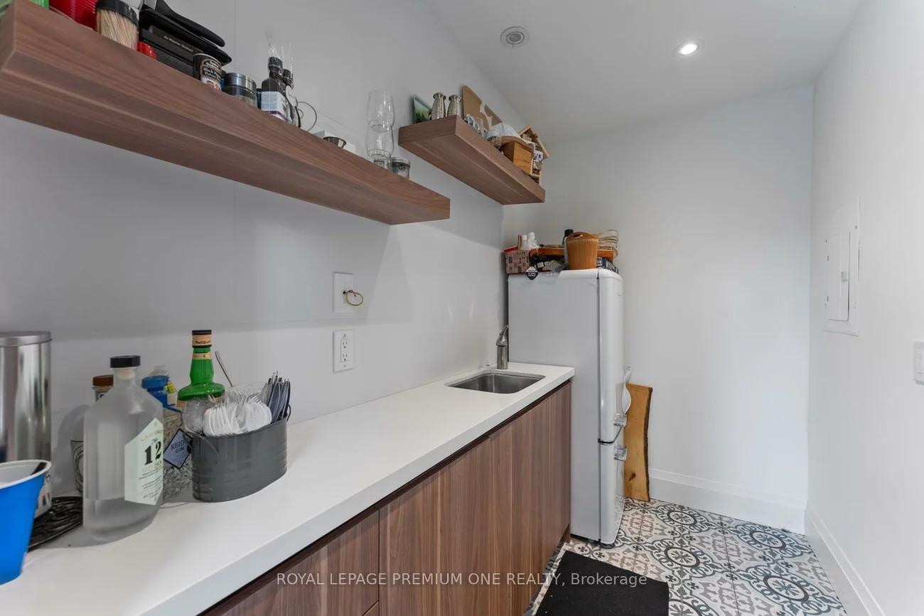 49, Norman, King City, King