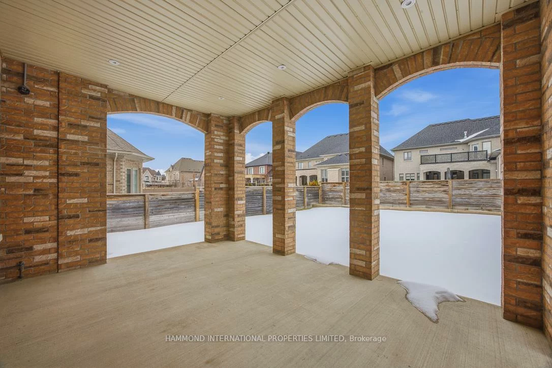 7, Kinghorn, King City, King