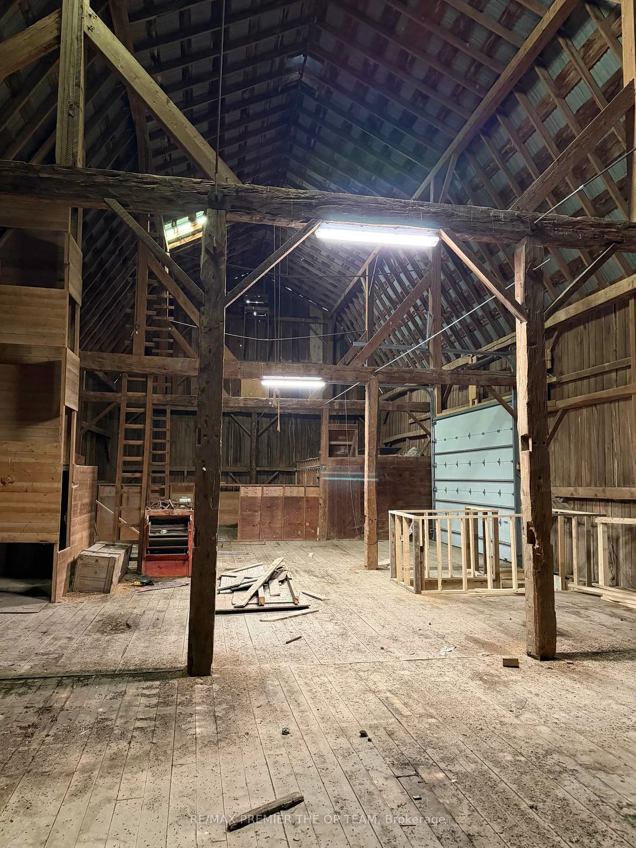 12490, Mill, Rural King, King