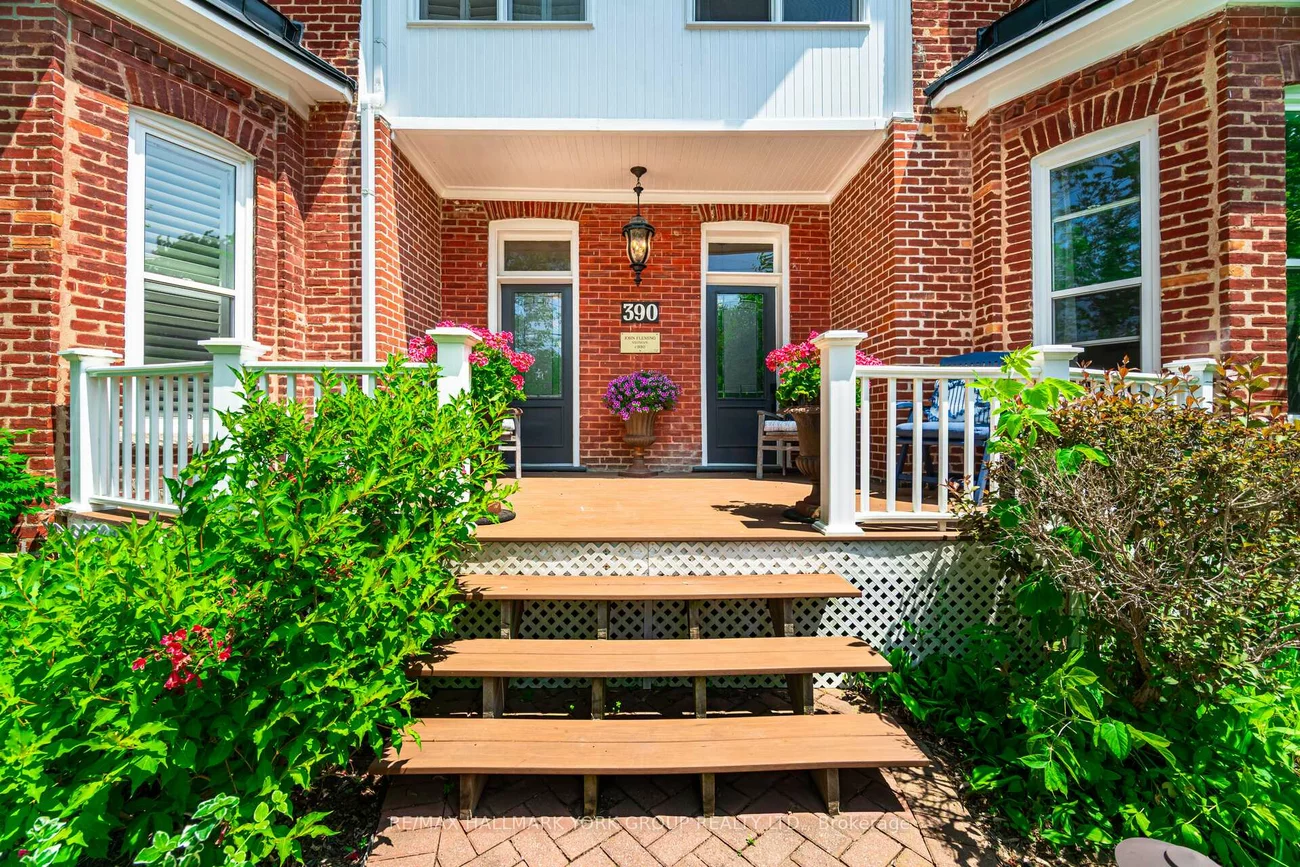 390, Main, Schomberg, King