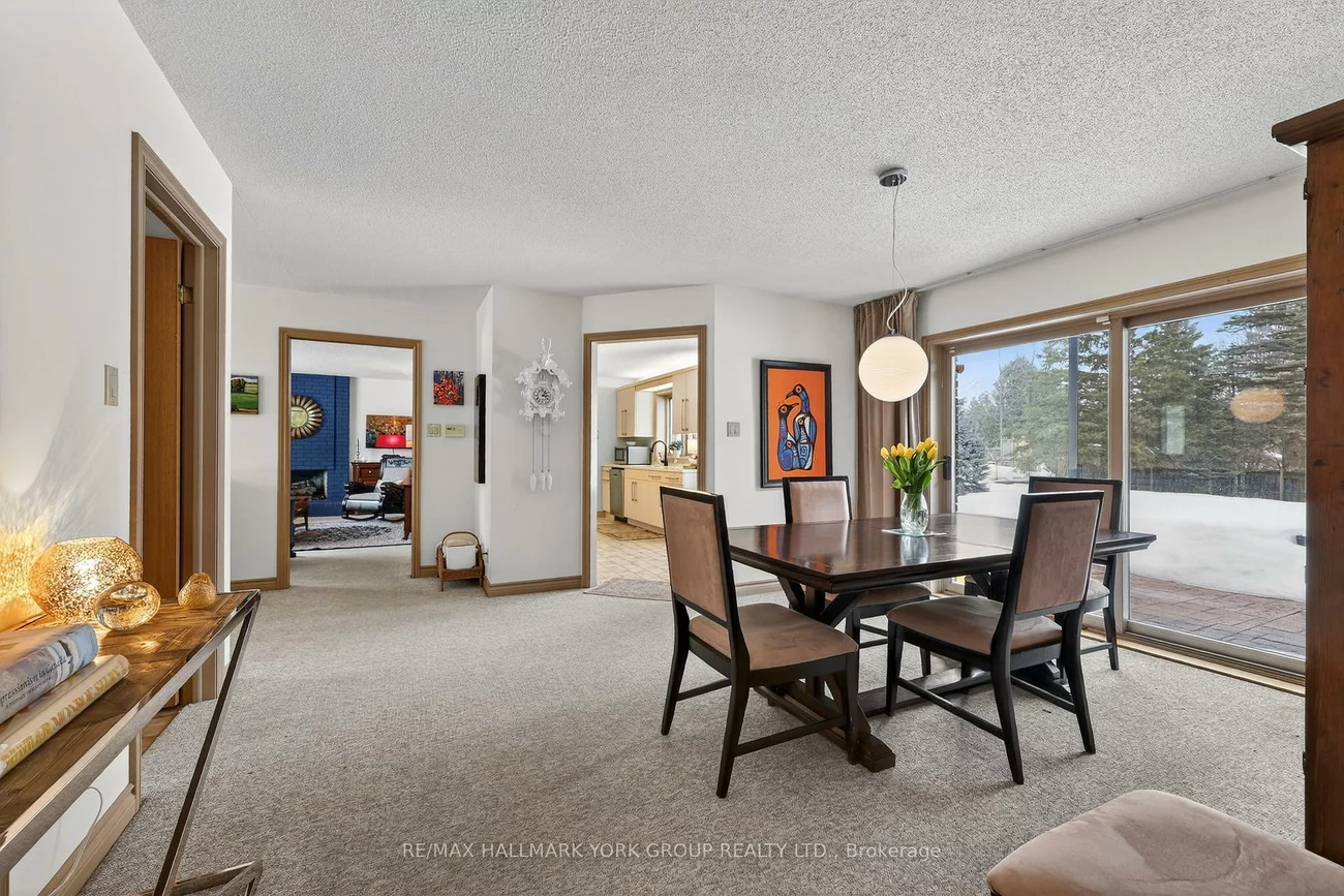 103, Curtis, King City, King