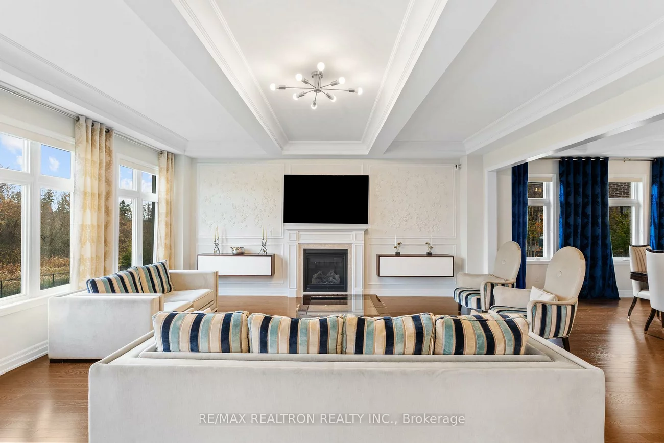 56, Ria, King City, King