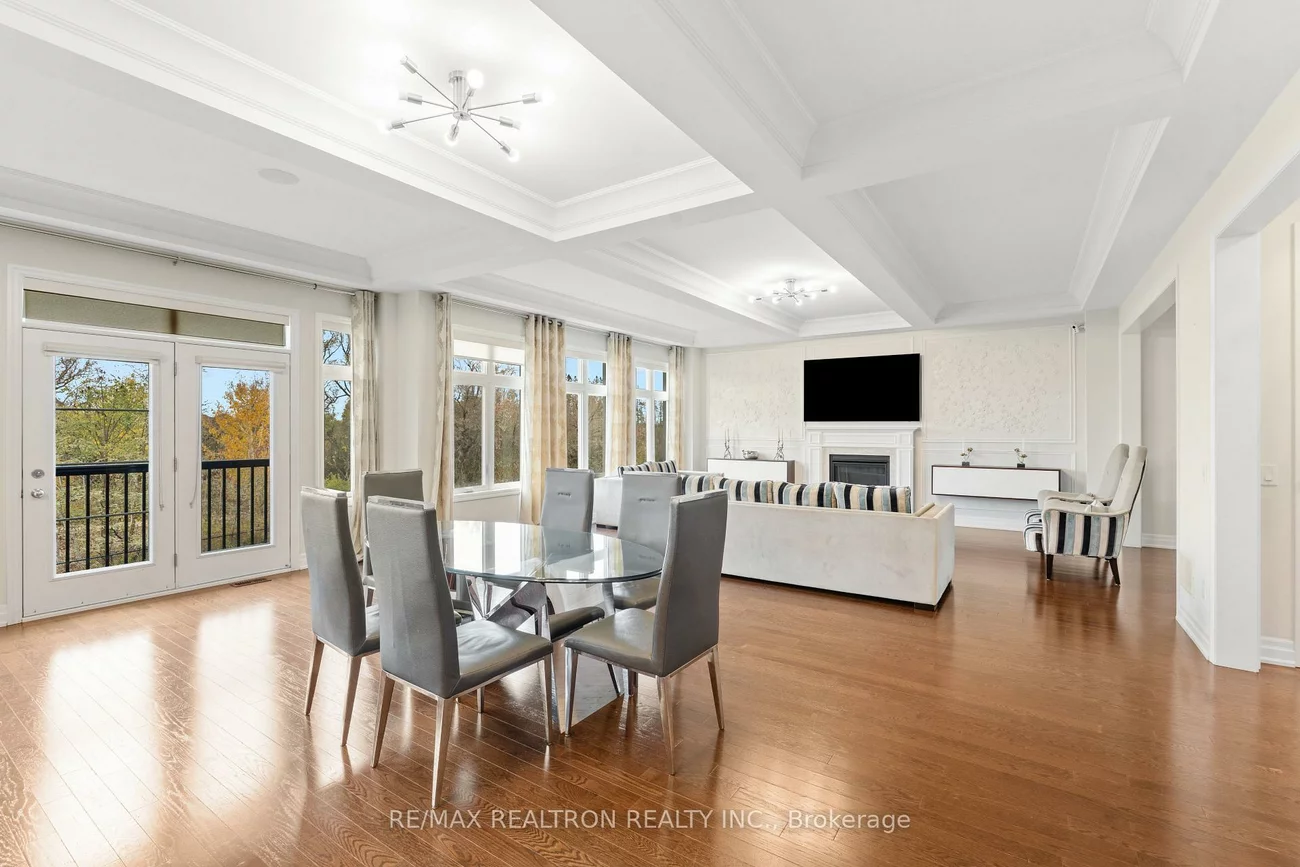 56, Ria, King City, King