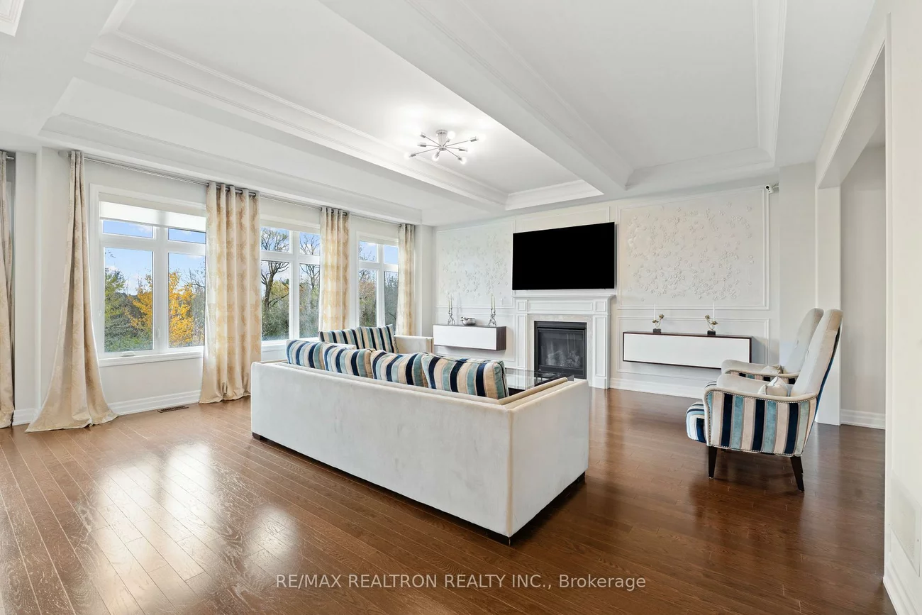 56, Ria, King City, King