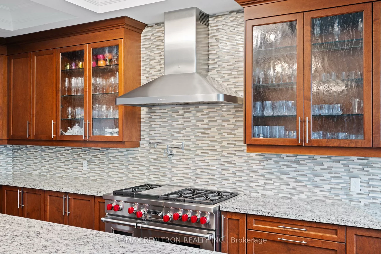 56, Ria, King City, King