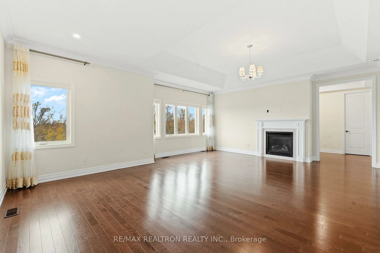 56, Ria, King City, King