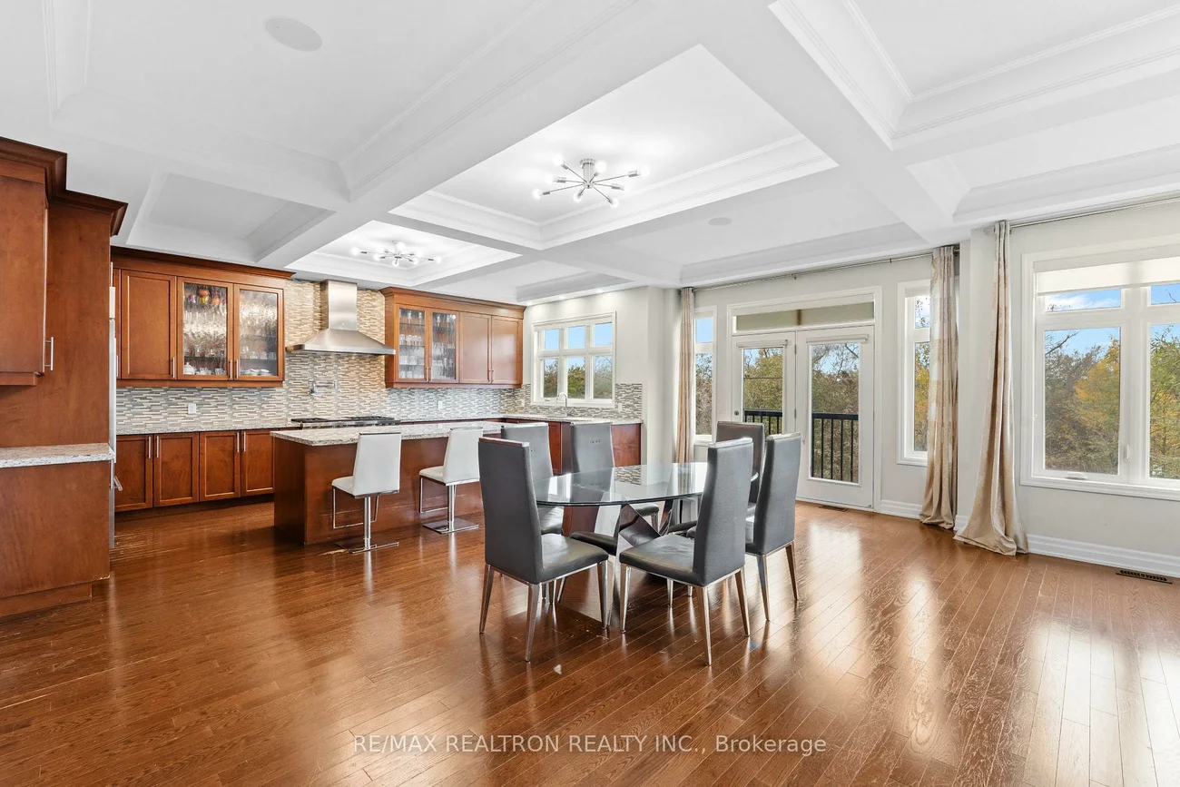 56, Ria, King City, King