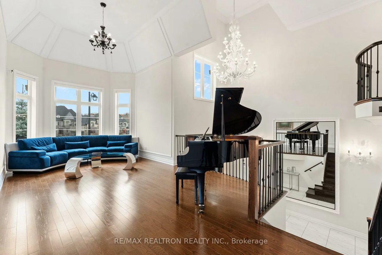 56, Ria, King City, King