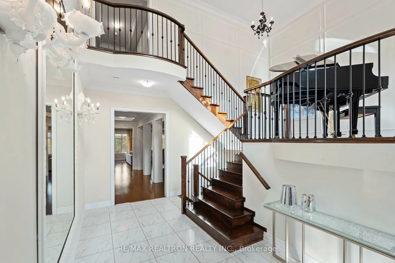 56, Ria, King City, King