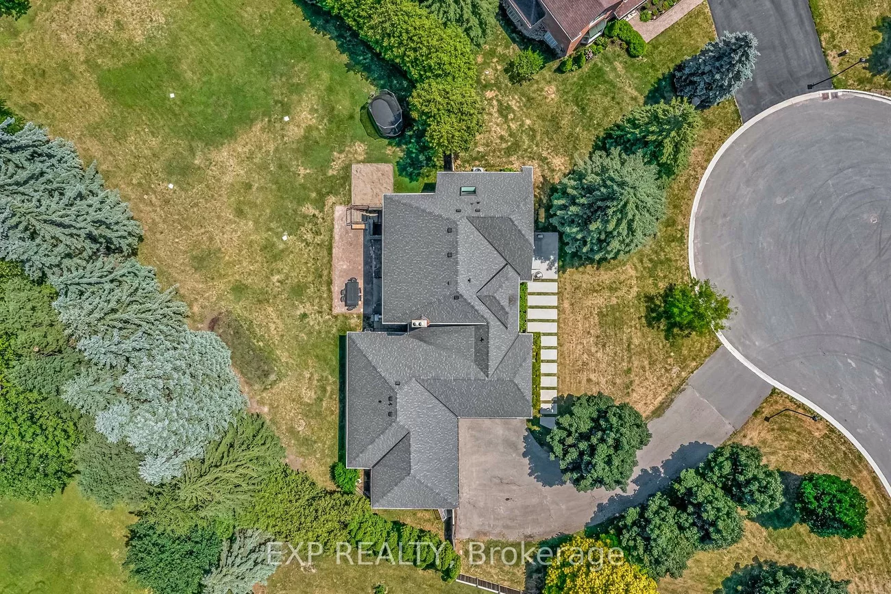 17, Chamberlain, Nobleton, King