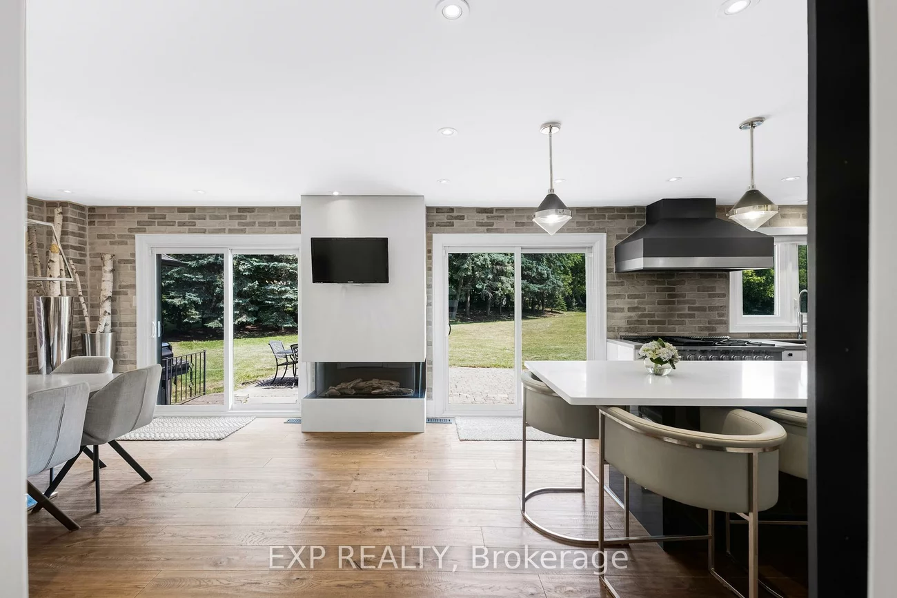 17, Chamberlain, Nobleton, King