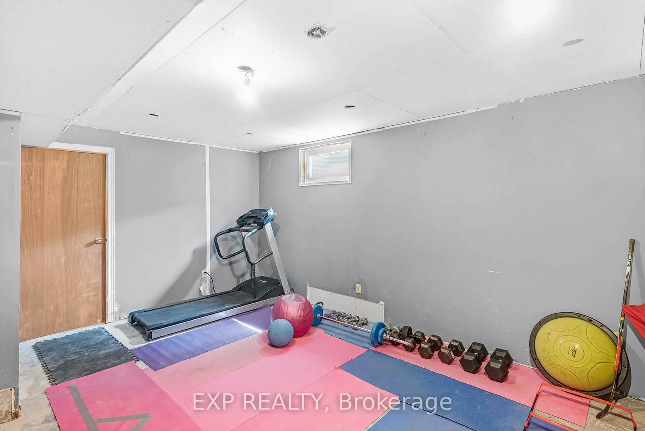 17, Chamberlain, Nobleton, King