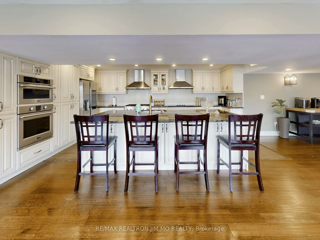 1785, Davis, Rural King, King