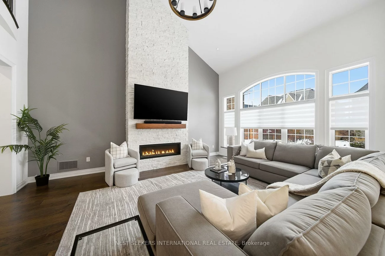 10, Larkin, Nobleton, King