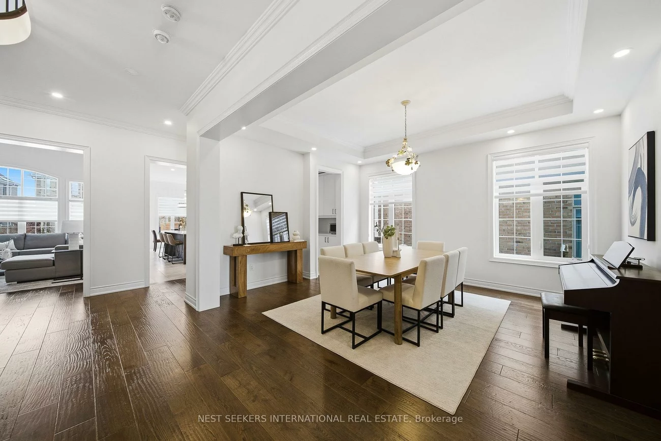 10, Larkin, Nobleton, King