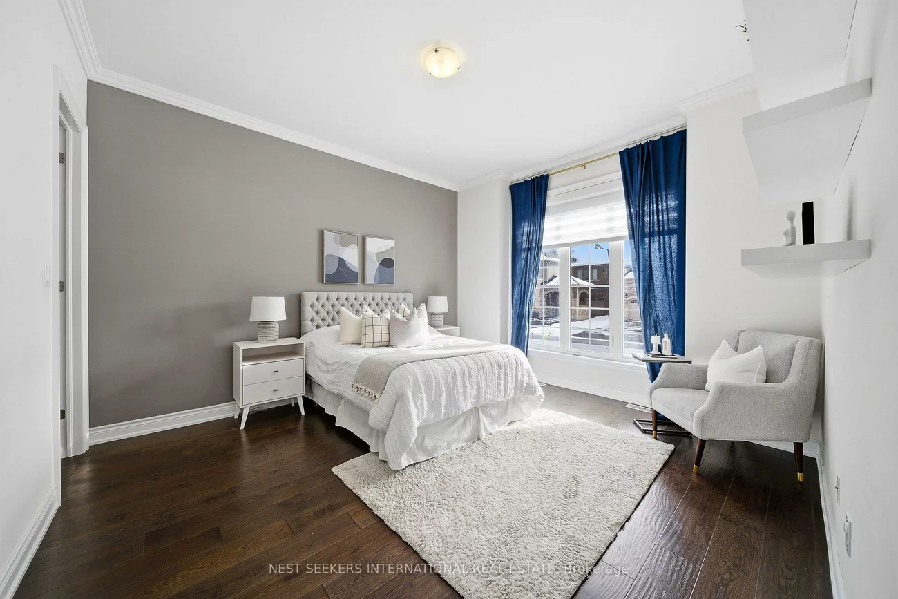 10, Larkin, Nobleton, King