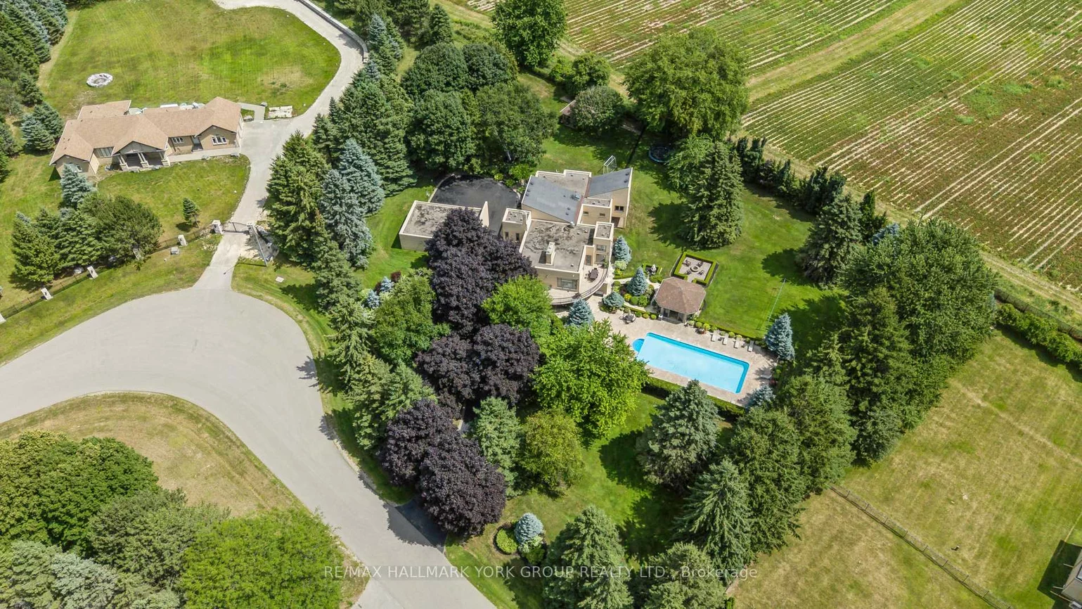 27, Scott, King City, King