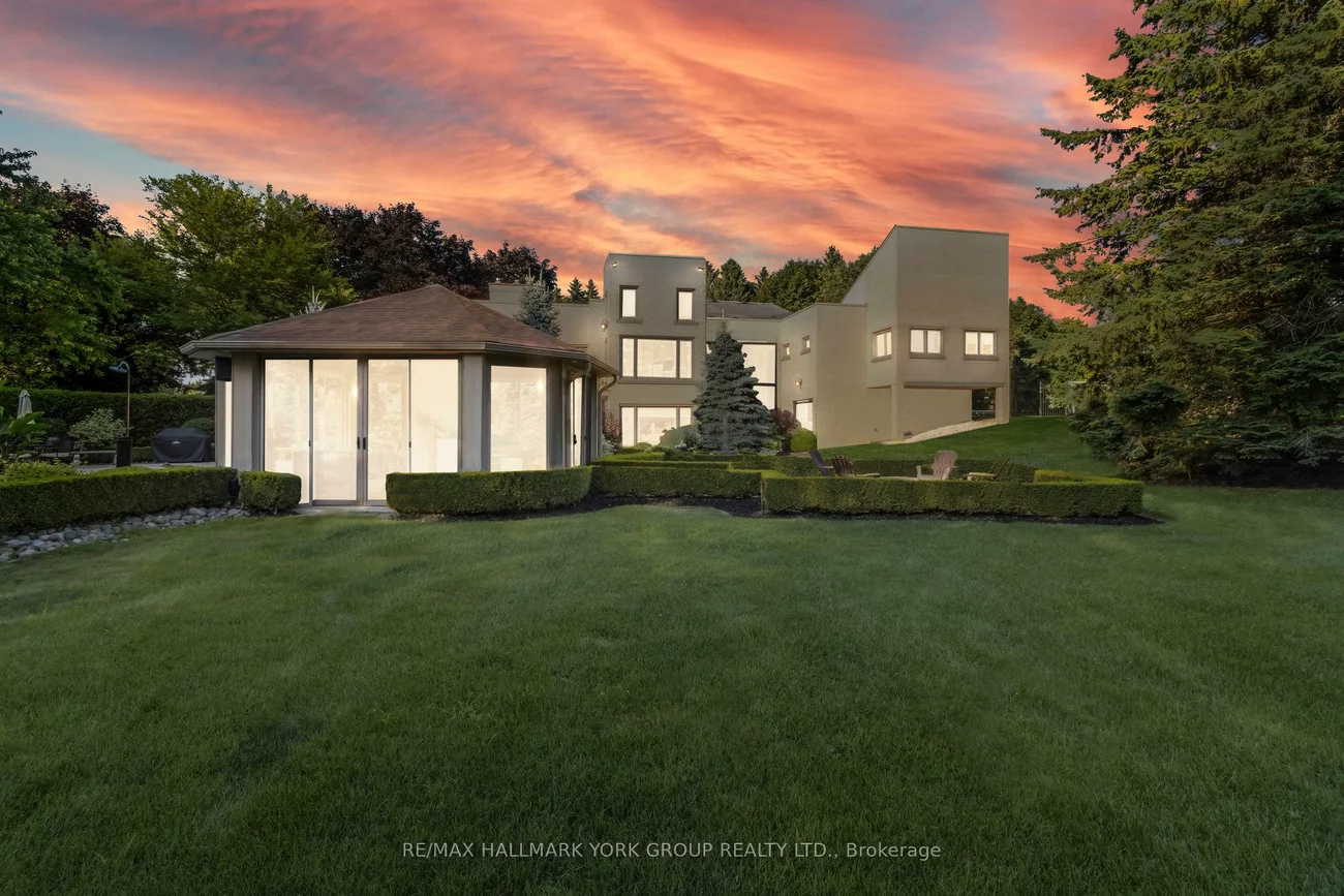 27, Scott, King City, King