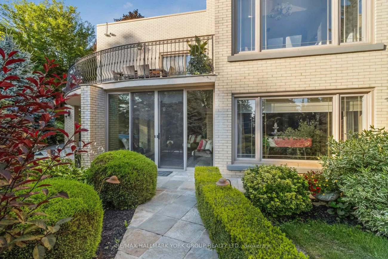 27, Scott, King City, King