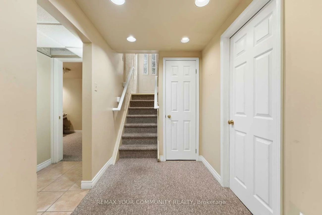 154, Hollingsworth, King City, King