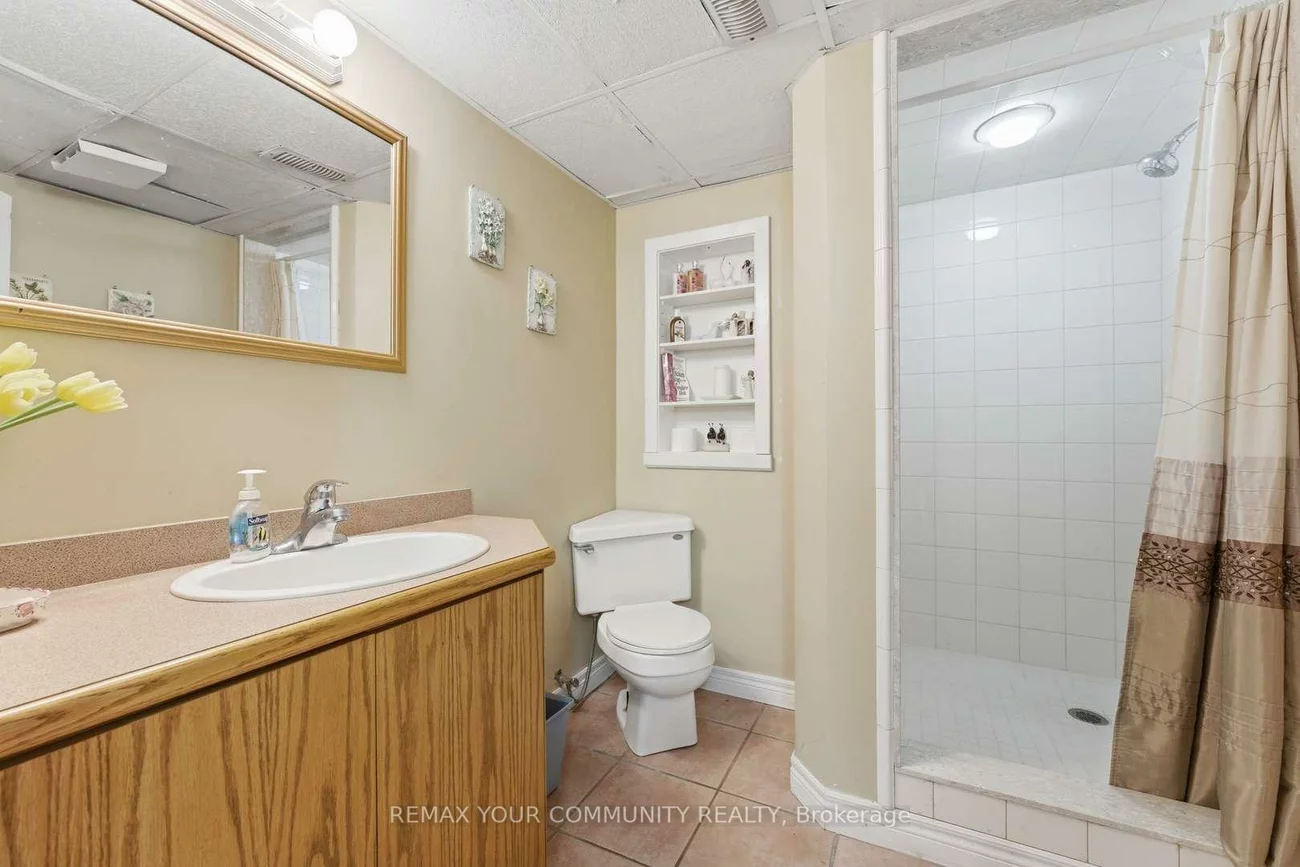 154, Hollingsworth, King City, King