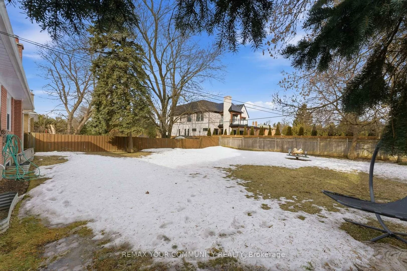 154, Hollingsworth, King City, King