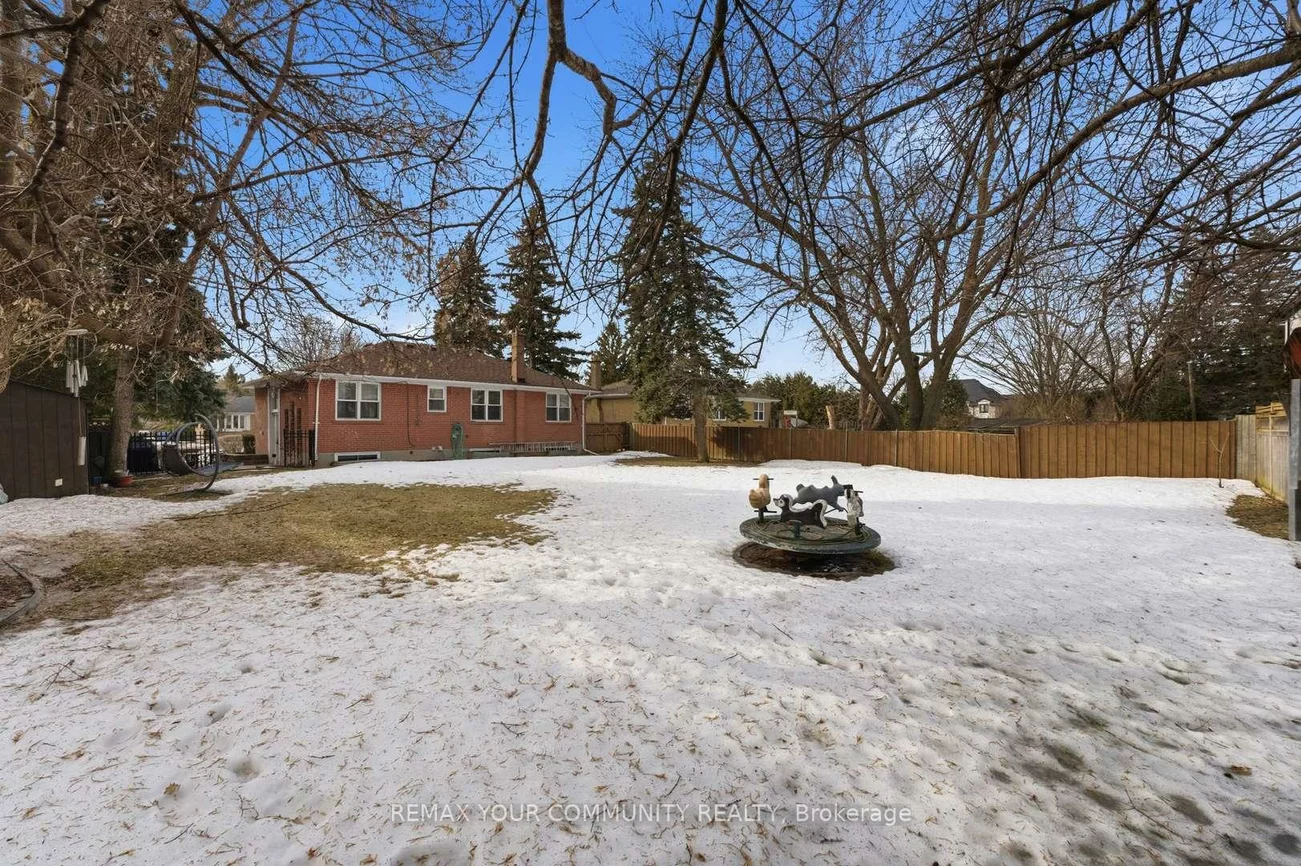 154, Hollingsworth, King City, King