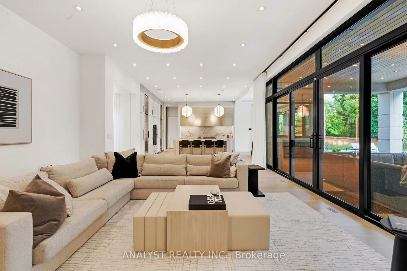 81, Ellis, Nobleton, King