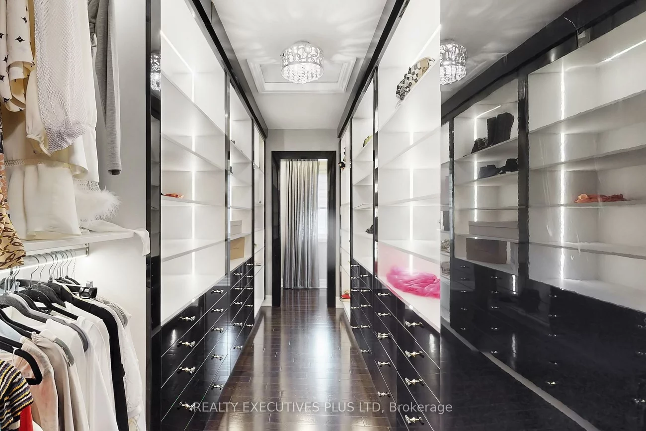 10, Sim Hill, King City, King