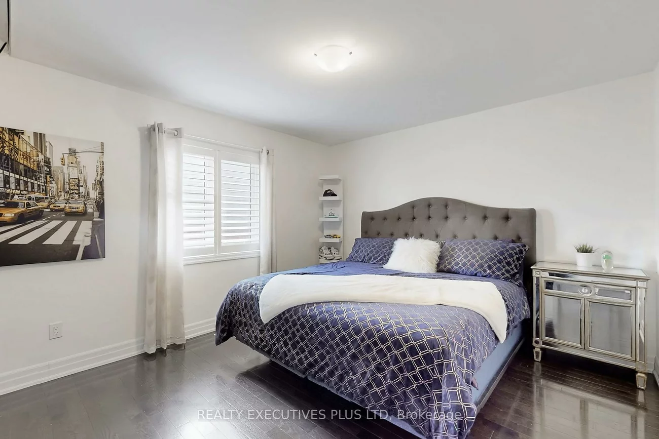 10, Sim Hill, King City, King