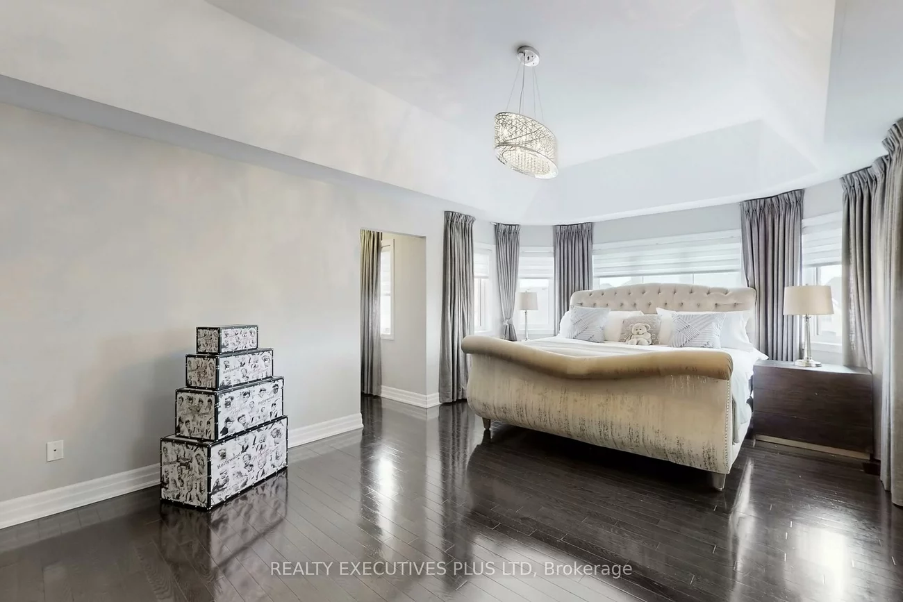 10, Sim Hill, King City, King