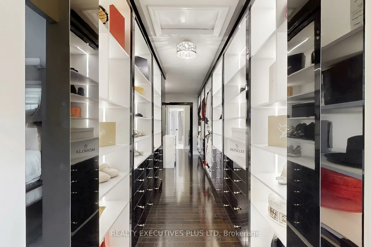 10, Sim Hill, King City, King