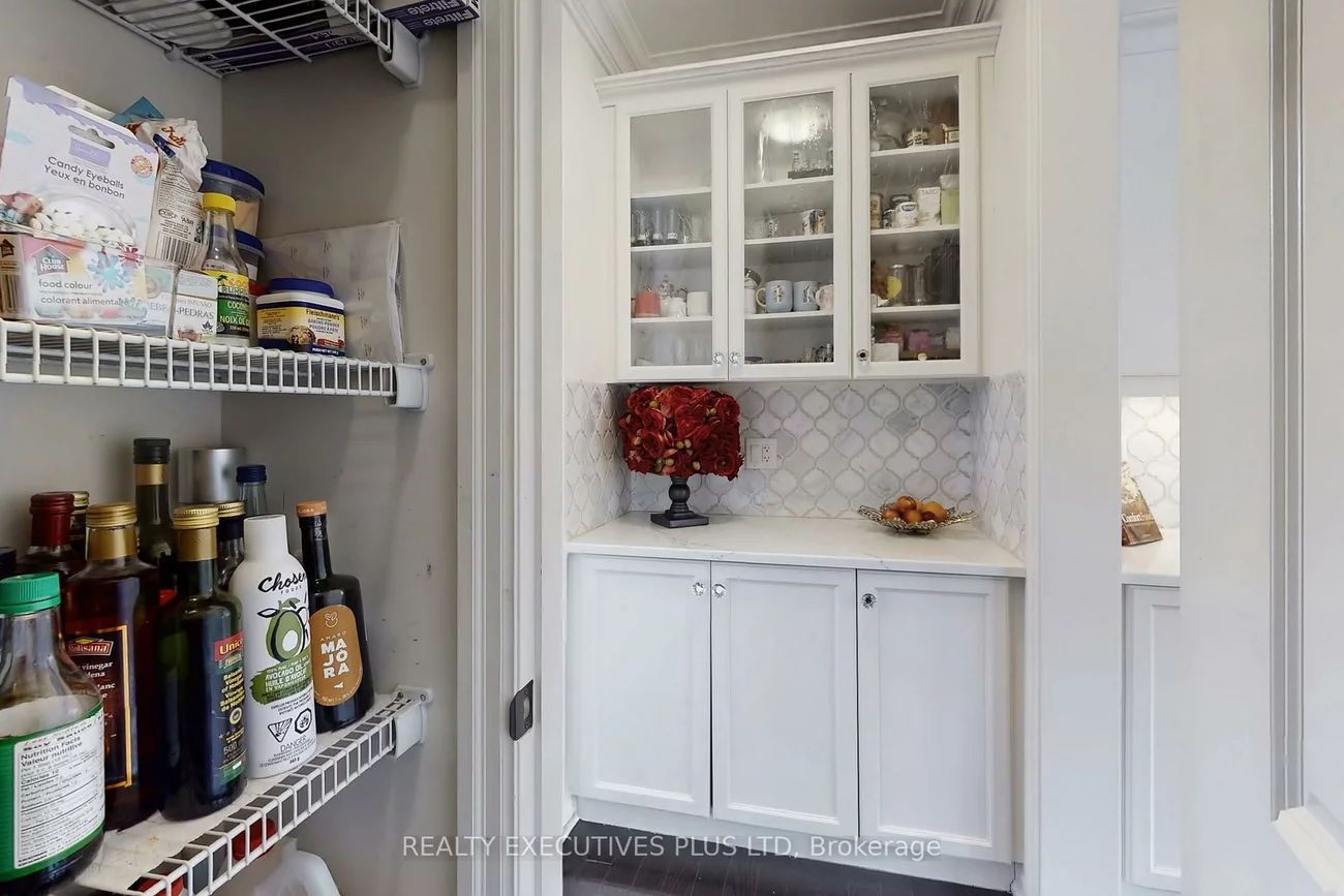 10, Sim Hill, King City, King