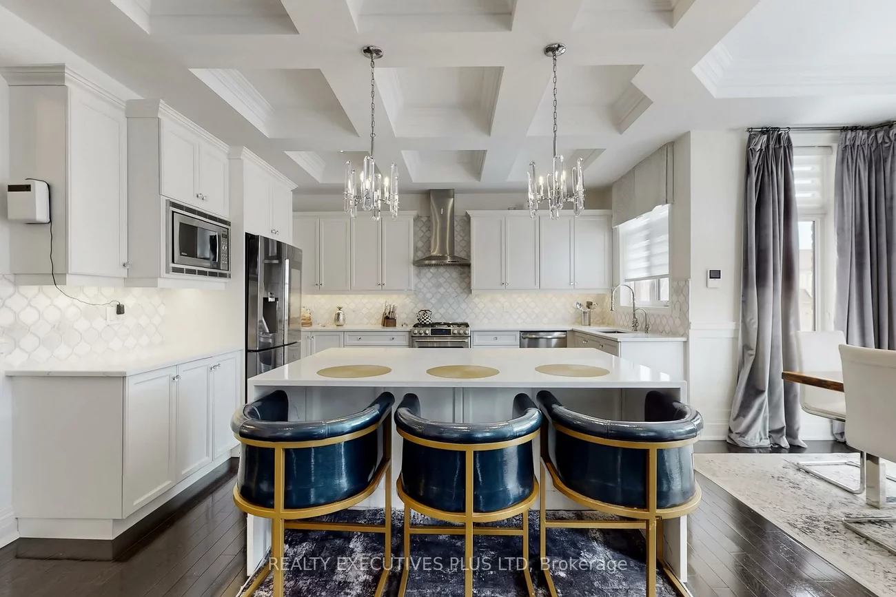 10, Sim Hill, King City, King