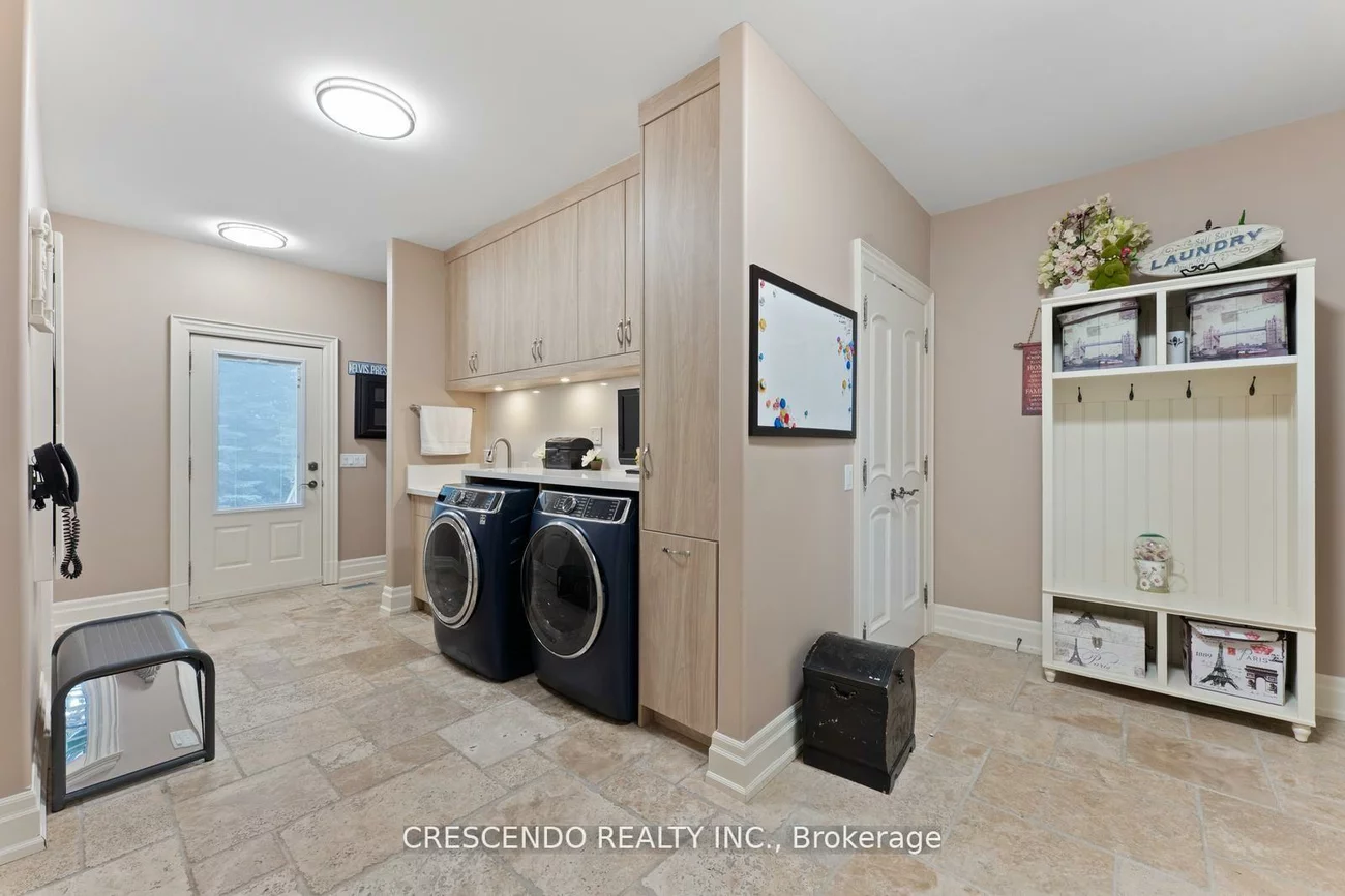 2, Prince Adam, King City, King