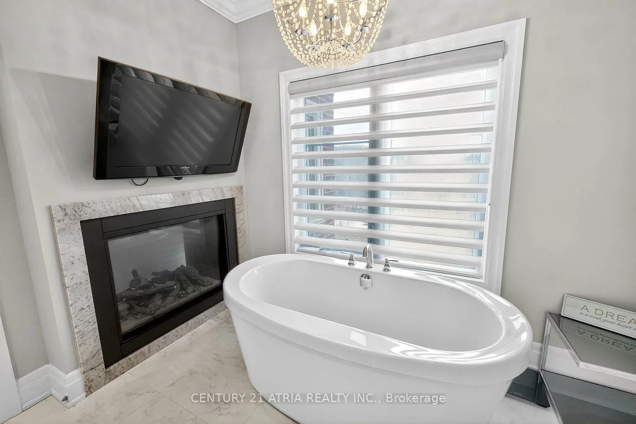 122, Burns, King City, King