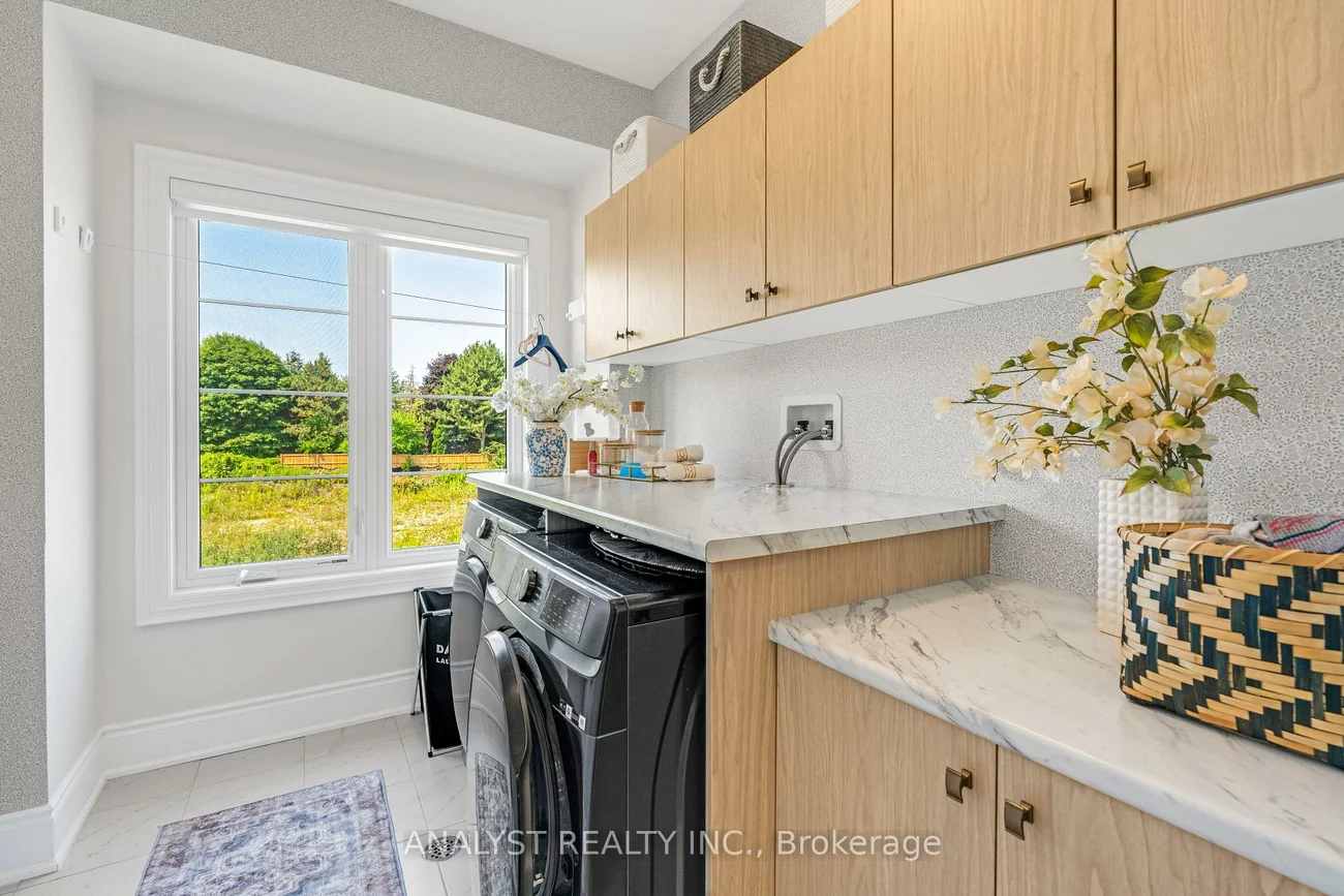 94, Crawford, Nobleton, King