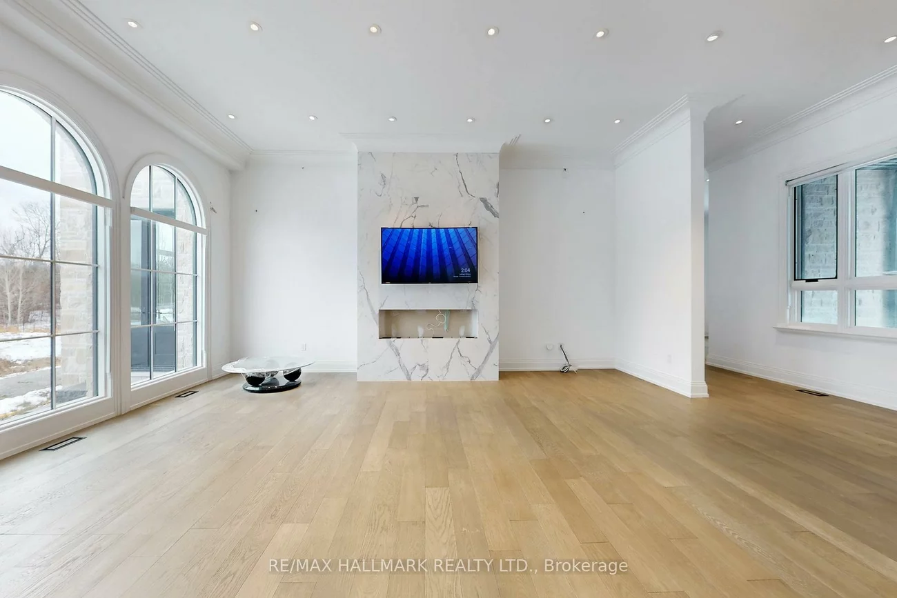 15, Eden Vale, Rural King, King