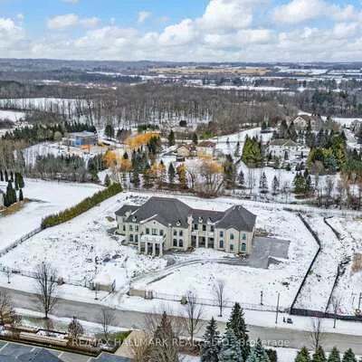 15, Eden Vale, Rural King, King