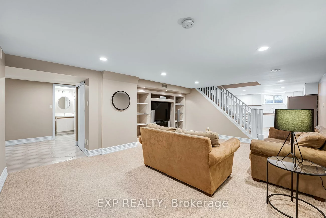 925, 15th, Rural King, King