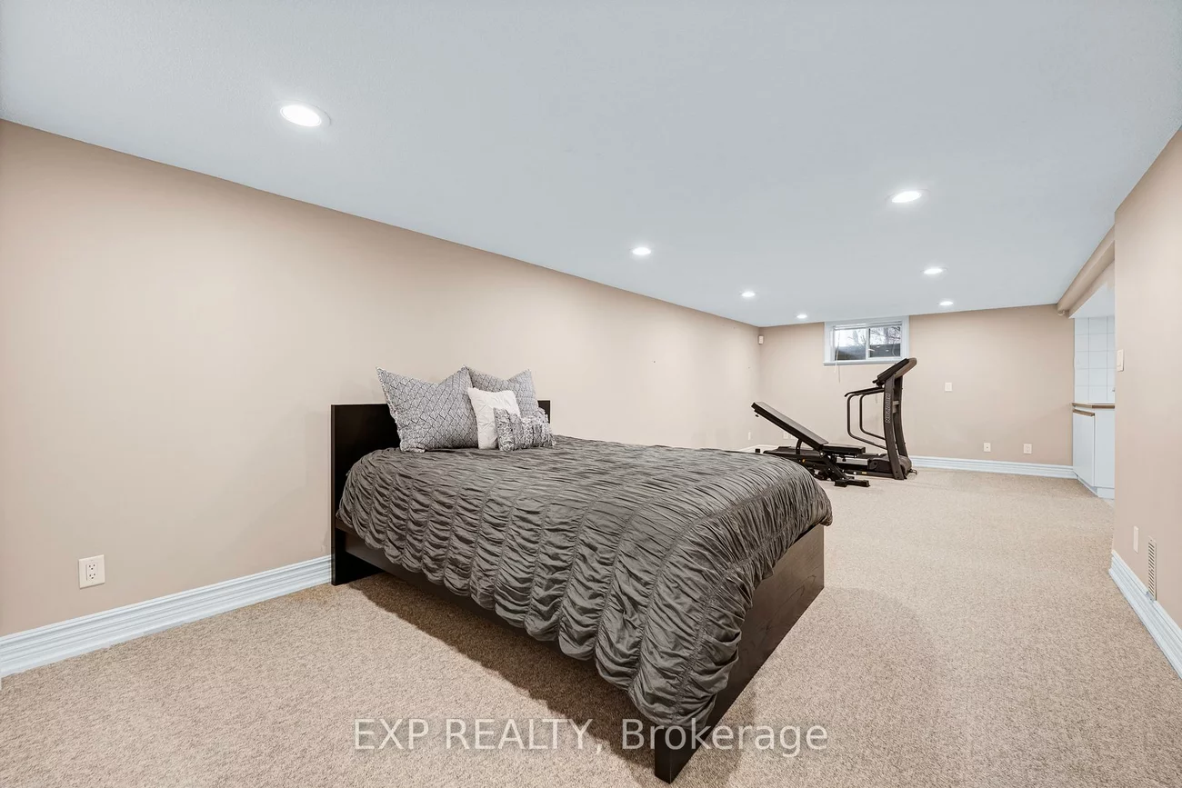 925, 15th, Rural King, King