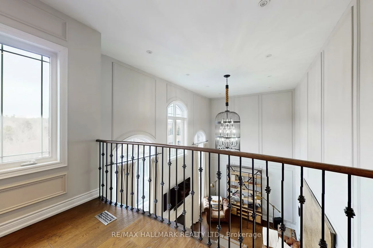 24, Bluff, Nobleton, King