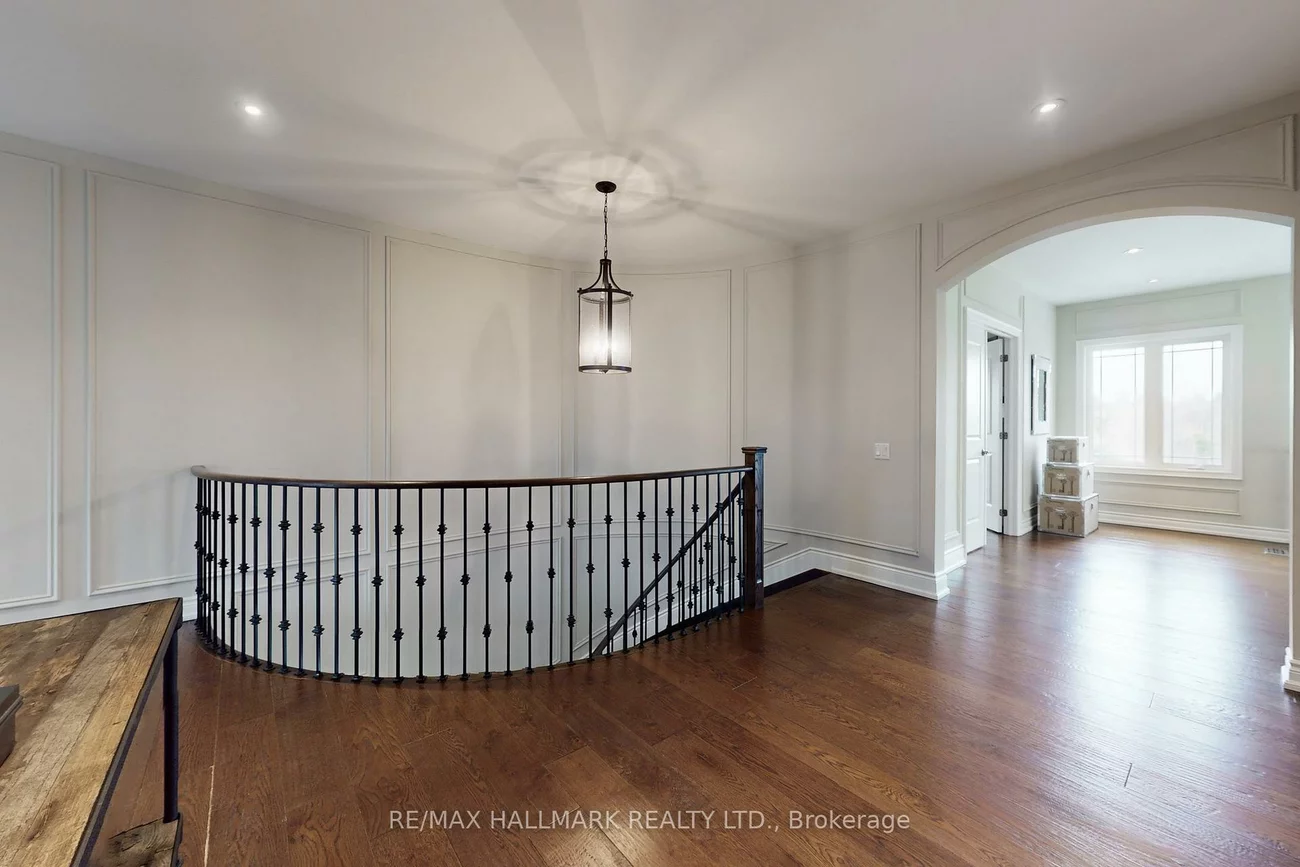 24, Bluff, Nobleton, King