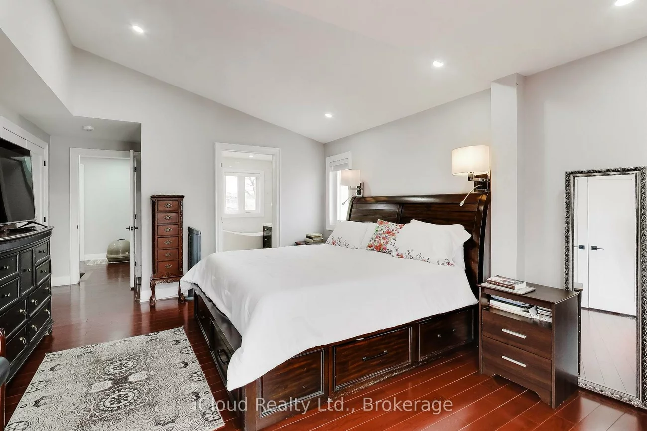 16175, Jane, Rural King, King