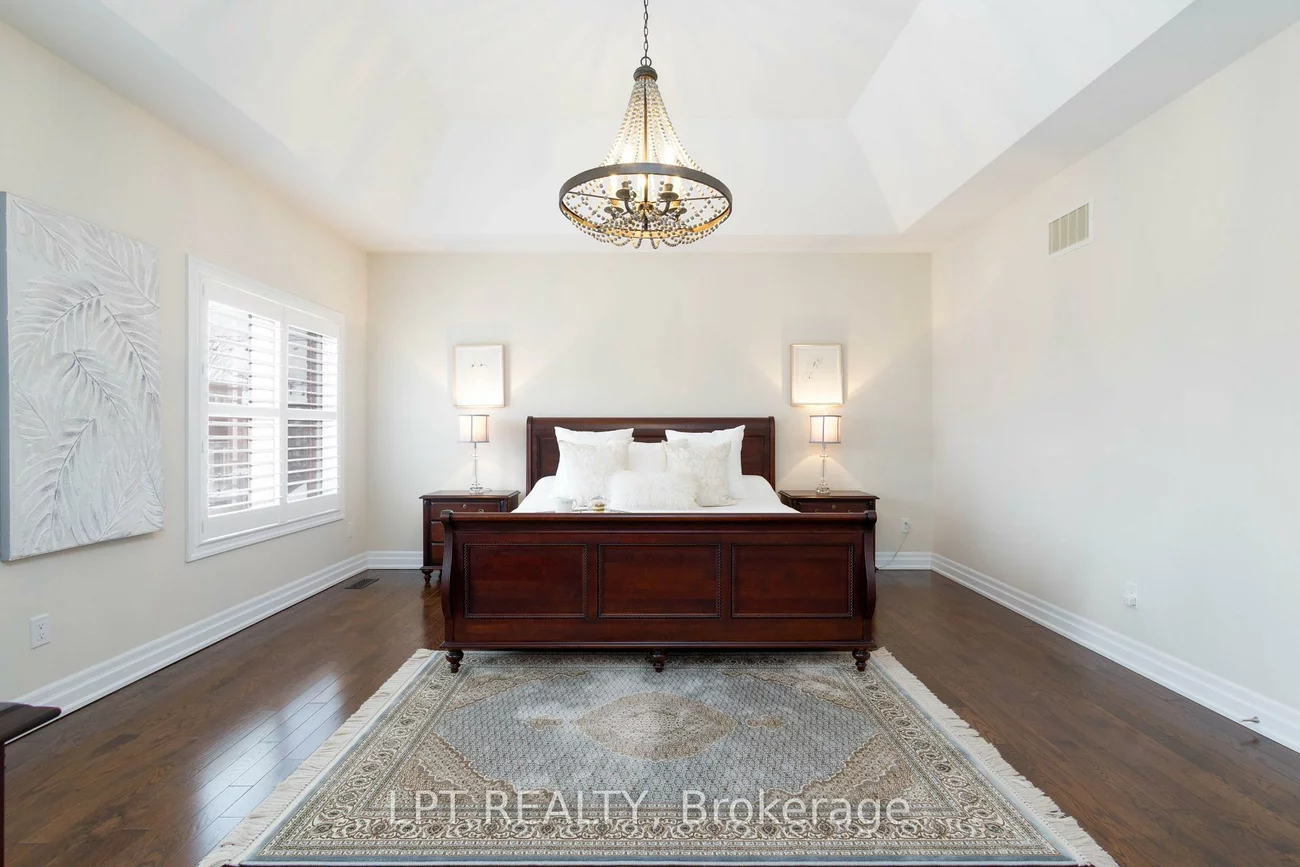 113, Burns, King City, King