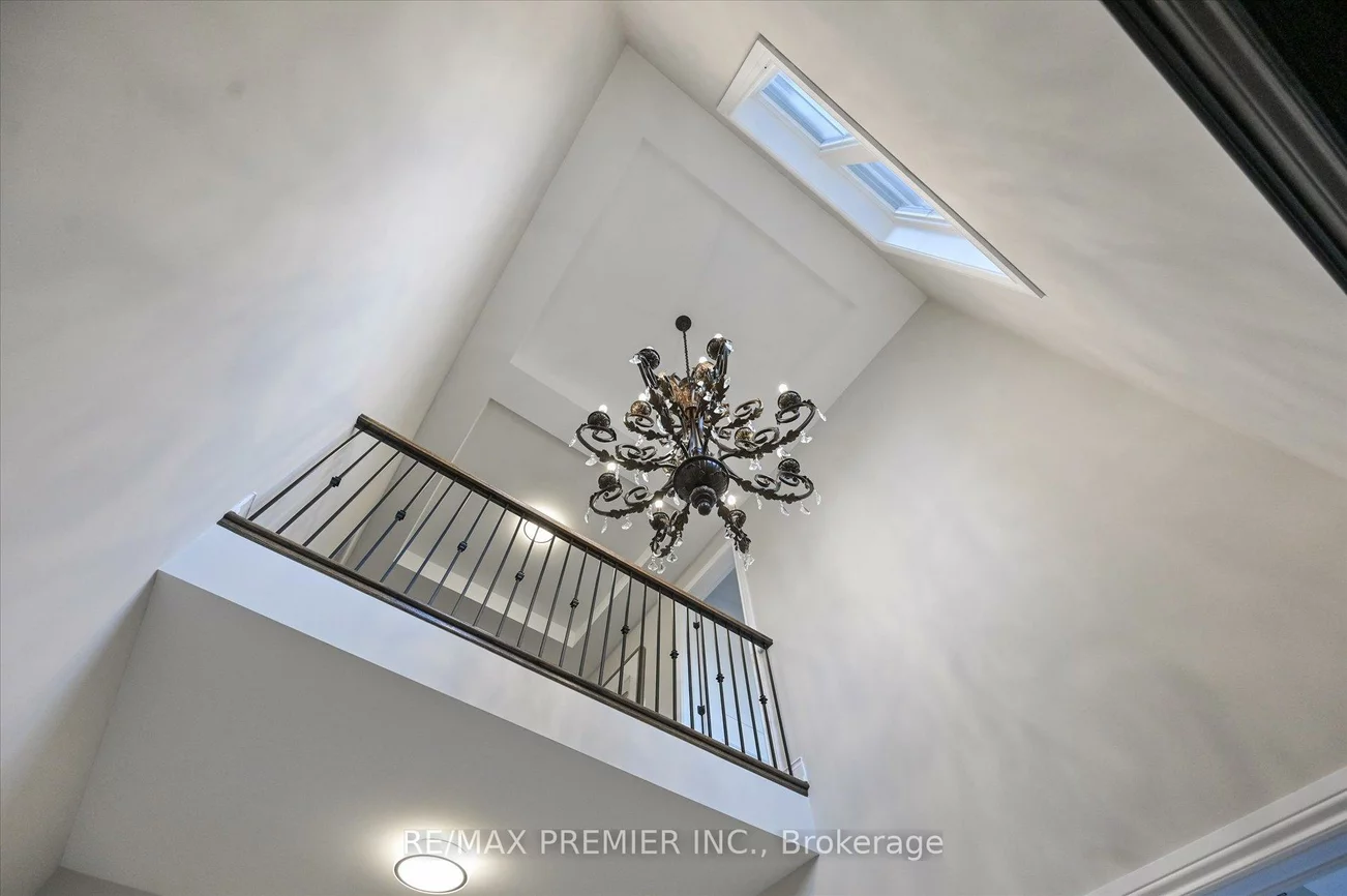 126, Burns, King City, King