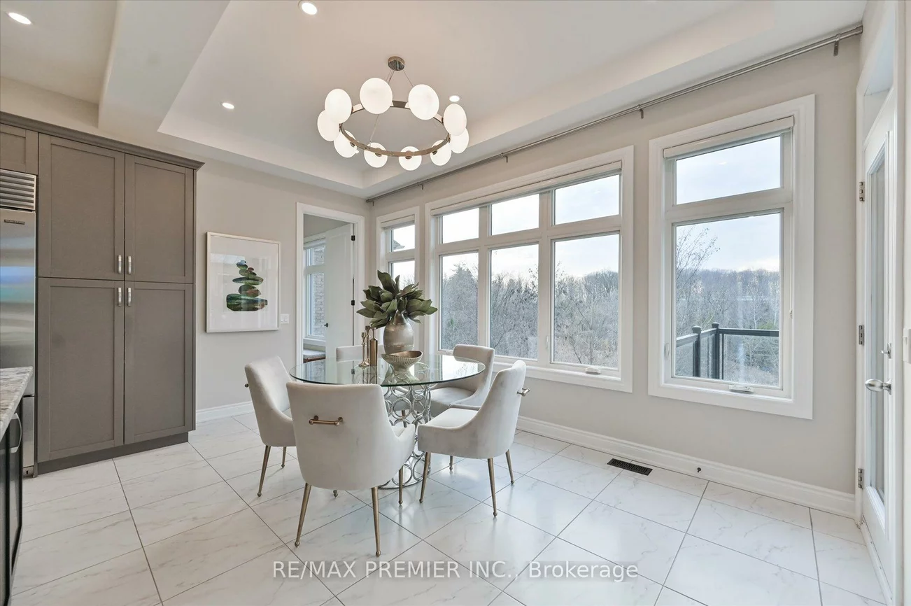 126, Burns, King City, King