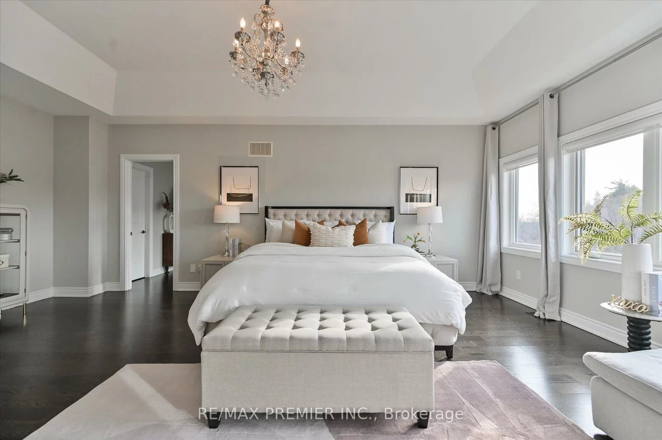 126, Burns, King City, King