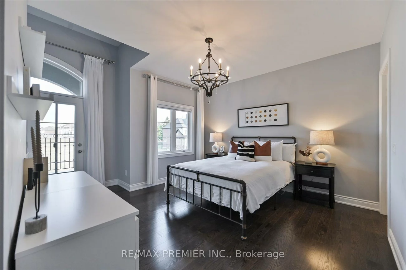 126, Burns, King City, King