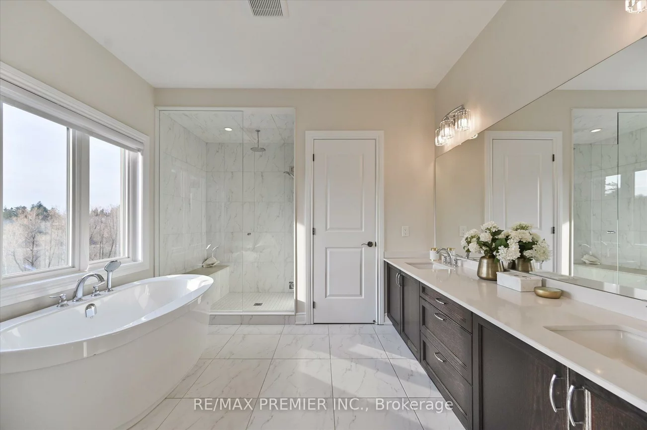 126, Burns, King City, King